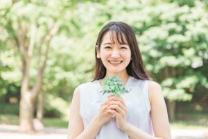 20代半ばの女性向け恋活成功ガイド：恋活と婚活の違いとおすすめのアプリ紹介